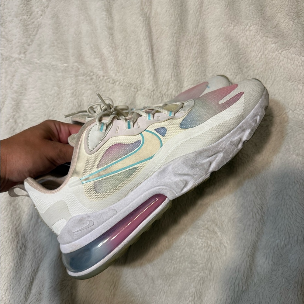 Nike Air Max 270 React